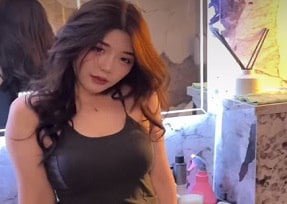 O pai fodeu a esposa da esposa